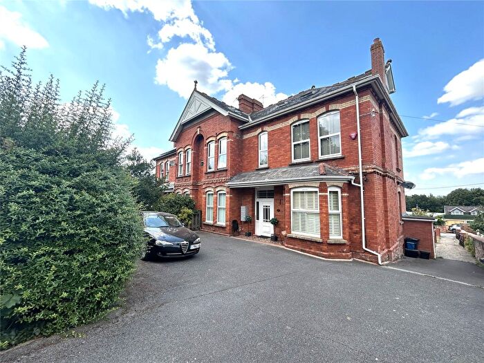 1 Bedroom Flat To Rent In The Avenue, Tiverton, Devon, EX16
