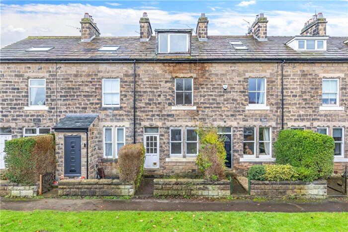 3 Bedroom Terraced House For Sale In Farr Royd, Burley In Wharfedale, Ilkley, West Yorkshire, LS29