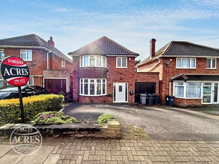 3 Bedroom Detached House For Sale In Craythorne Avenue, Handsworth Wood, Birmingham, B20