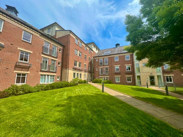 2 Bedroom Flat To Rent In Fulford Place, York, North Yorkshire, YO10