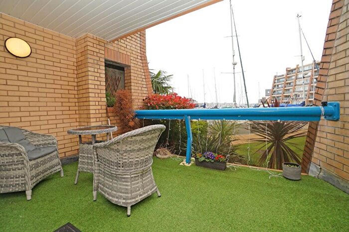 2 Bedroom Apartment To Rent In Oyster Quay, Port Solent, PO6