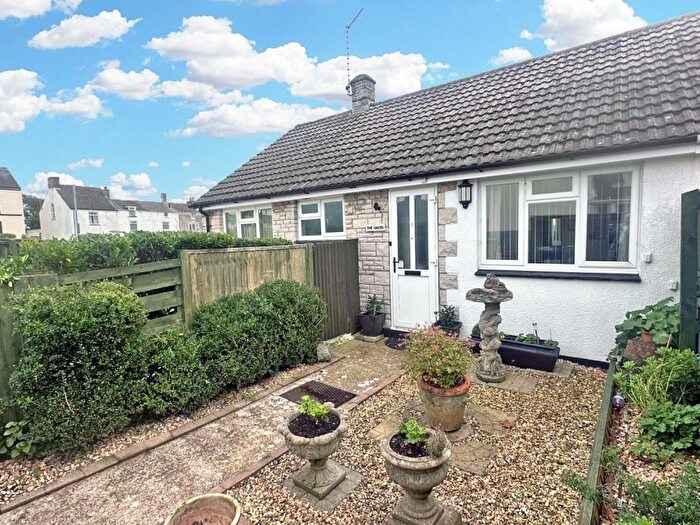 2 Bedroom Bungalow For Sale In Westcliff Road, Portland, DT5
