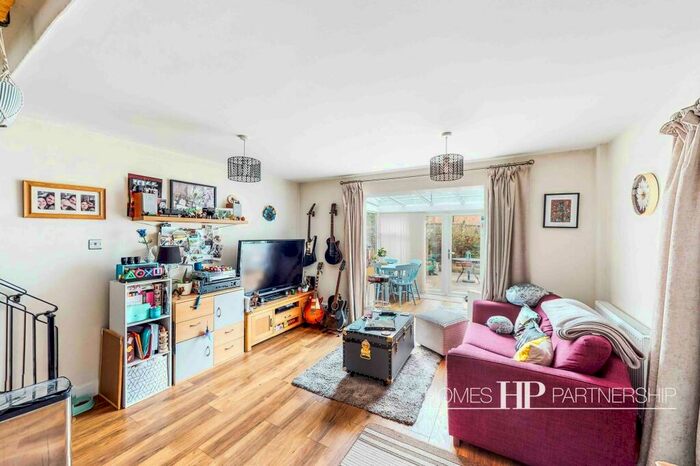 1 Bedroom Terraced House To Rent In Buchans Lawn, Crawley, RH11