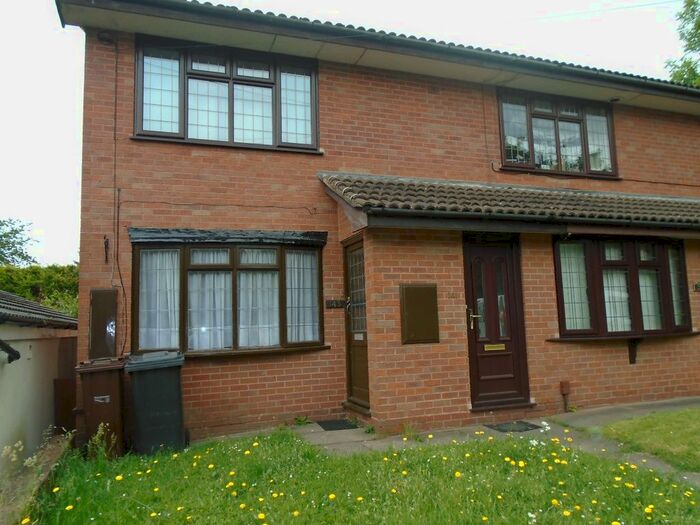 2 Bedroom Flat To Rent In Clark Road, Wolverhampton, WV3