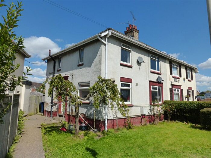 3 Bedroom Semi-Detached House To Rent In Weasenham Lane, Wisbech, PE13