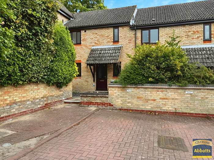 2 Bedroom House To Rent In St Peters Court, IP33