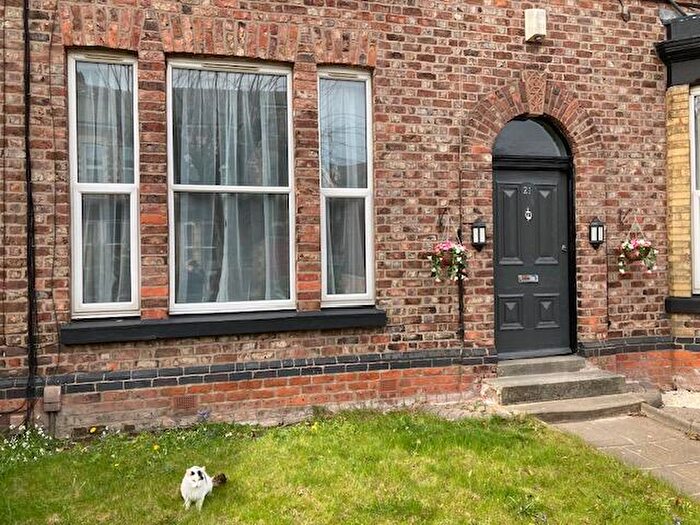 1 Bedroom Flat To Rent In Courtenay Road, Waterloo, L22