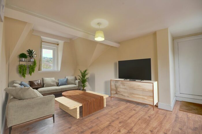 2 Bedroom Flat To Rent In The Penthouse, District Bank Chambers, Darwen Town Ctr, BB3