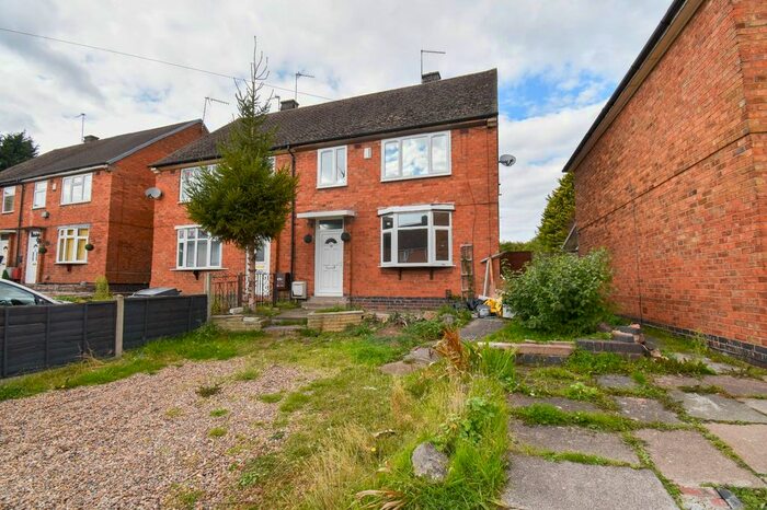 3 Bedroom Semi-Detached House To Rent In Laburnum Road, Leicester, LE5