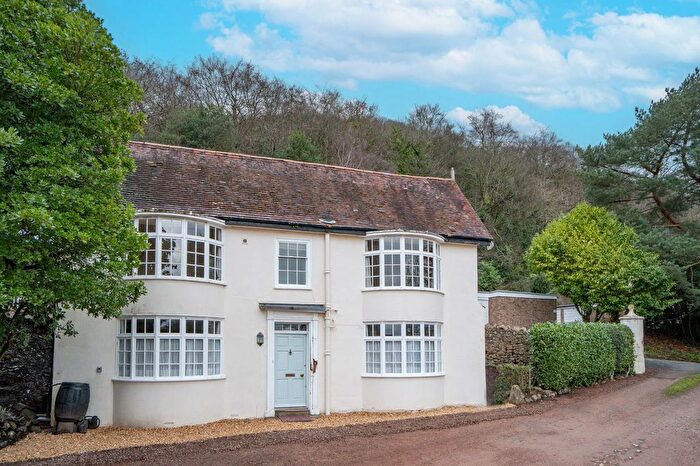 2 Bedroom Detached House For Sale In Holywell Road, Malvern, Worcestershire, WR14