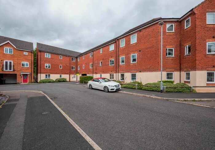 2 Bedroom Flat To Rent In Shaw Gardens, Gedling, Nottingham, NG4
