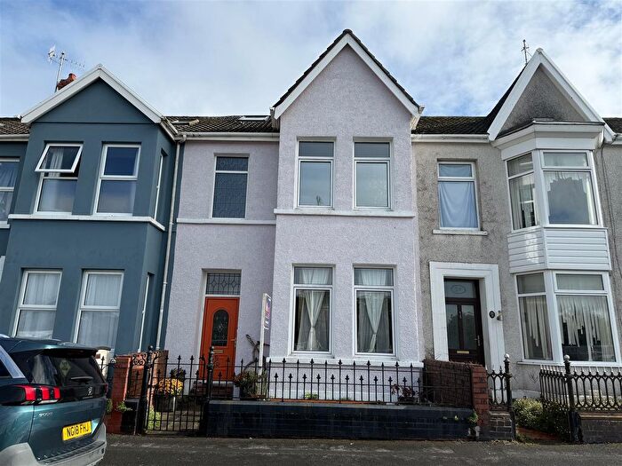 4 Bedroom Terraced House For Sale In Coleshill Terrace, Llanelli, SA15