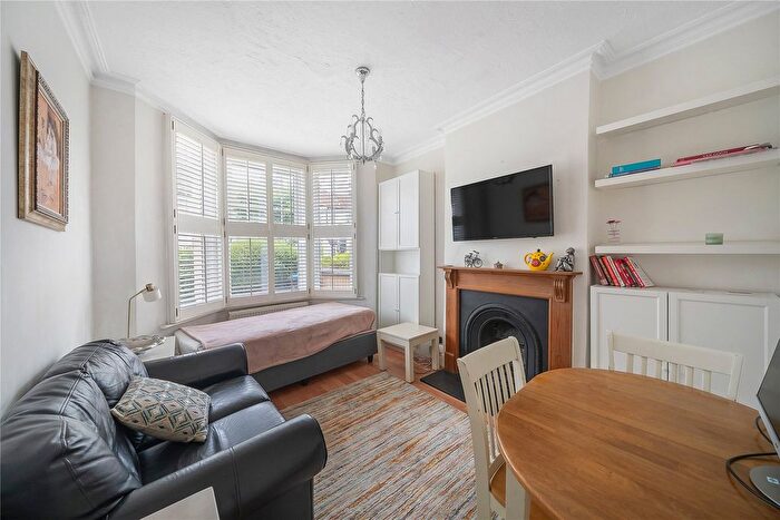 1 Bedroom Flat To Rent In Faraday Road, London, SW19