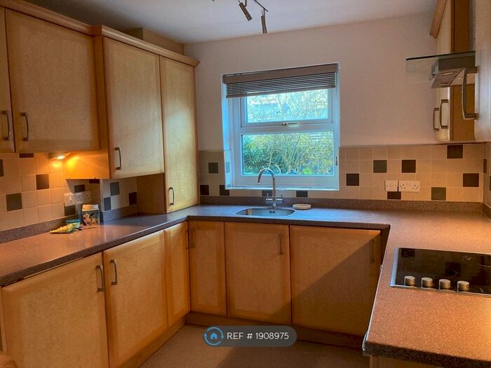 2 Bedroom Flat To Rent In Castlehead Close, Keswick, CA12