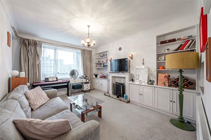 1 Bedroom Flat For Sale In Cameron House, St John's Wood Terrace, St John's Wood, London, NW8