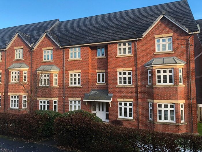 2 Bedroom Flat To Rent In Brattice Drive, Pendlebury, Swinton, Manchester, M27