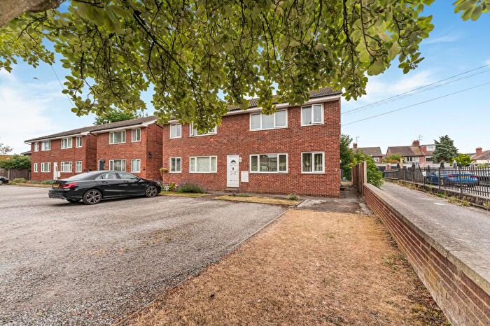 2 Bedroom Flat For Sale In Musker Gardens, Liverpool, L23