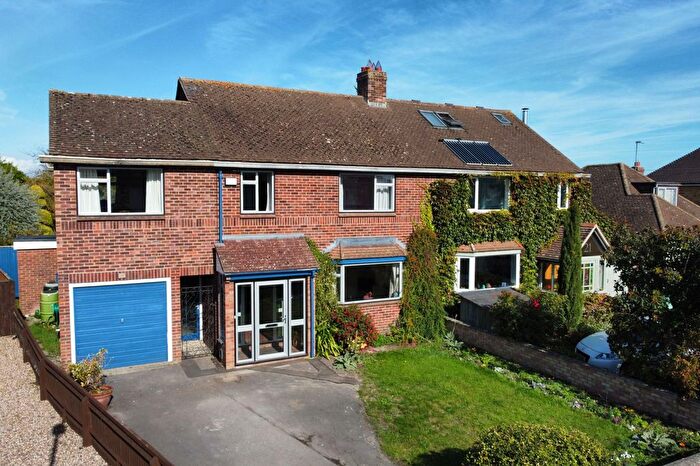 4 Bedroom Semi-Detached House For Sale In Bertie Road, Cumnor, OX2