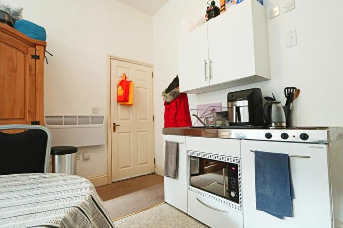 Studio To Rent In Berkeley Square, Bristol, BS8