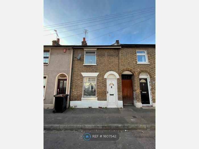 2 Bedroom Terraced House To Rent In Rural Vale, Northfleet, Gravesend, DA11