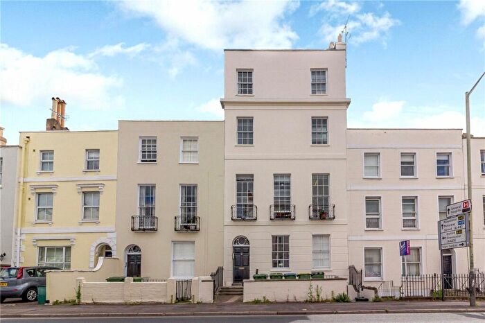 2 Bedroom Apartment To Rent In Hewlett Road, Cheltenham, Gloucestershire, GL52