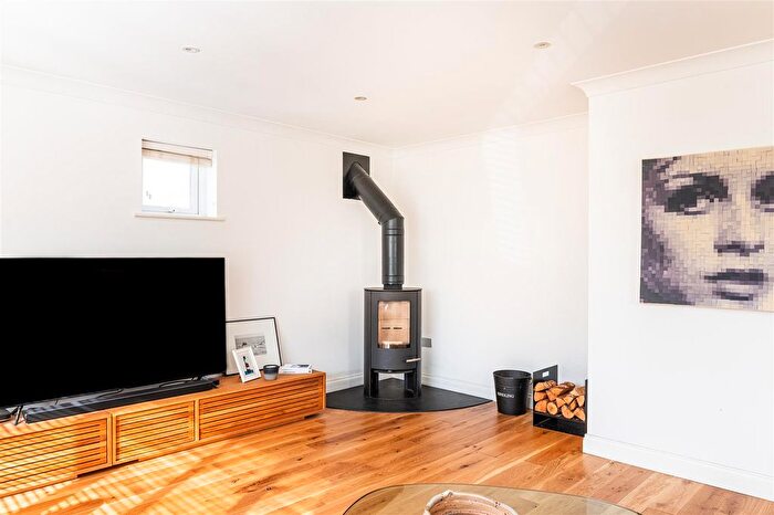 4 Bedroom Detached House For Sale In Modern Home, Walk To The Beach, Praa Sands, TR20