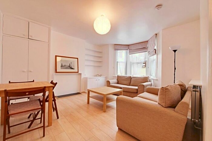 1 Bedroom Flat To Rent In Shirland Road, Maida Vale, London, W9