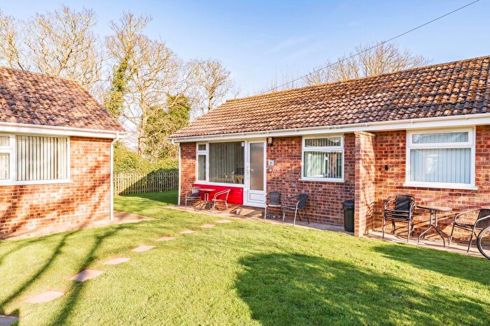 2 Bedroom Chalet For Sale In Paston Road, Mundesley, NR11