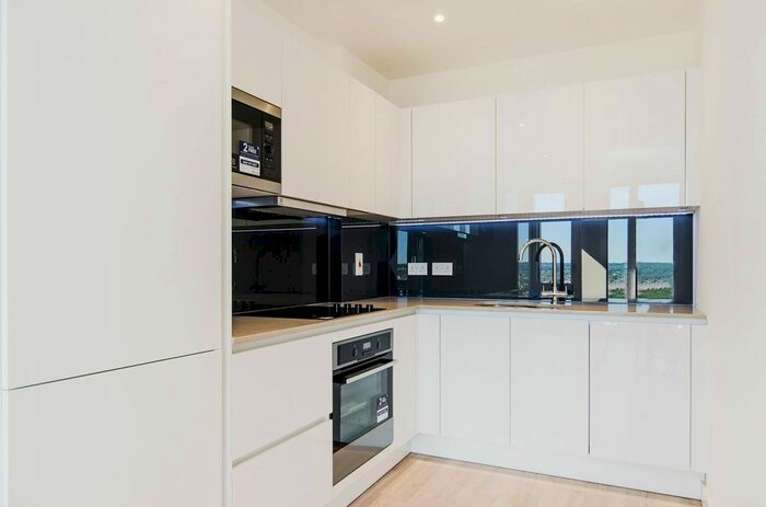 1 Bedroom Flat To Rent In College Road, Harrow, HA1