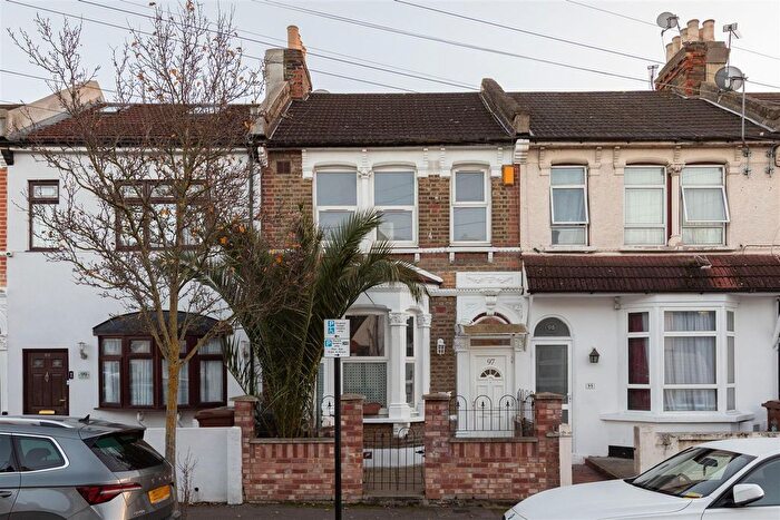 3 Bedroom Property For Sale In Ramsay Road, Forest Gate, E7