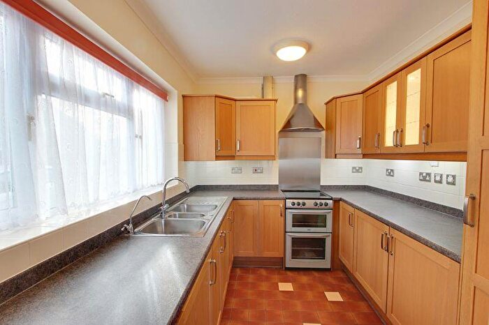 2 Bedroom Semi-Detached Bungalow To Rent In Fleetwood Close, Neston, SN13