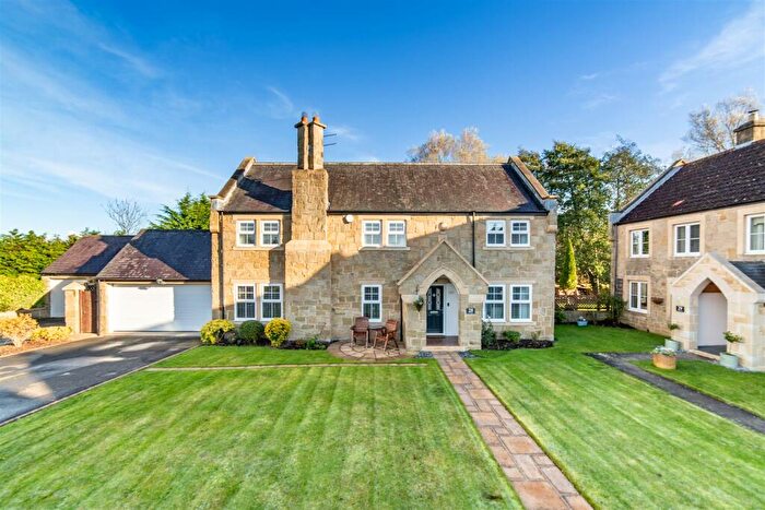 4 Bedroom Detached House For Sale In Green Close, Stannington, NE61
