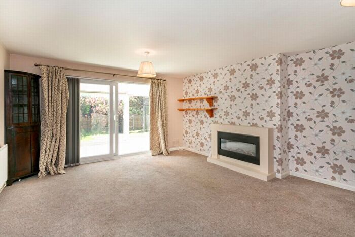 2 Bedroom Bungalow For Sale In Harpswood Lane, Hythe, CT21