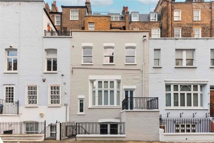 2 Bedroom Mews House To Rent In Montagu Mews West, London, W1H