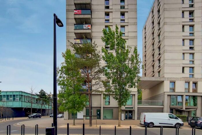 1 Bedroom Flat To Rent In Cheering Lane, Stratford, London, E20