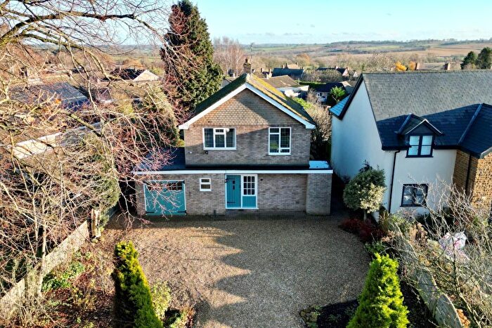 3 Bedroom Detached House For Sale In Guilsborough Road, Ravensthorpe, NN6