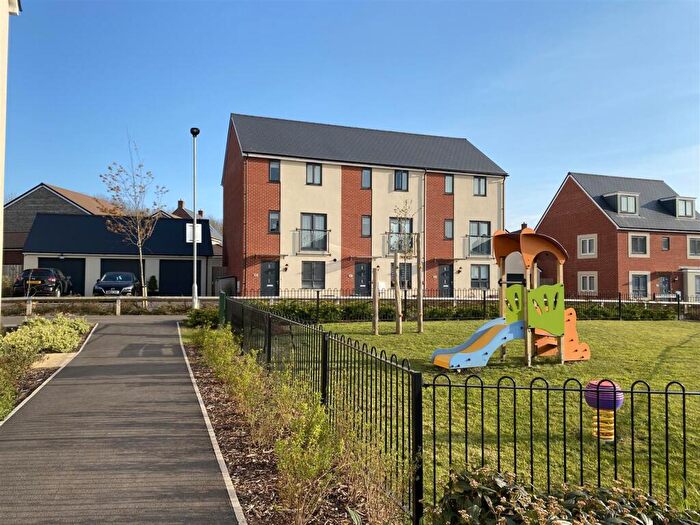 4 Bedroom End Of Terrace House To Rent In Rumney Penrose Road, Bristol, BS16