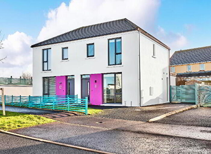 3 Bedroom Semi-Detached House For Sale In Hatheran Avenue, Portstewart, BT55