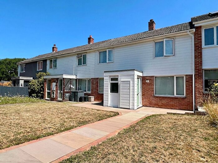 3 Bedroom Terraced House For Sale In Churchill Way, Taunton, TA1