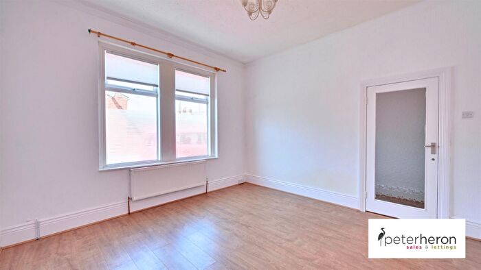 2 Bedroom Cottage For Sale In Leeds Street, Roker, Sunderland, SR6