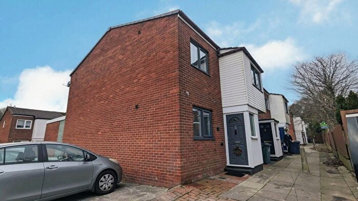 4 Bedroom End Of Terrace House For Sale In Brierfield, Skelmersdale, WN8