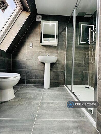 1 Bedroom Flat To Rent In Second Floor, Maidstone, ME15