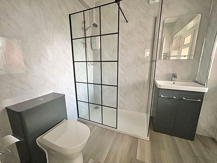 Studio To Rent In Ivor Road, Redditch, Worcestershire, B97