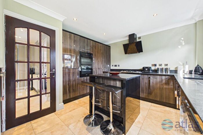 4 Bedroom Detached House For Sale In Betjeman Grove, Childwall, L16