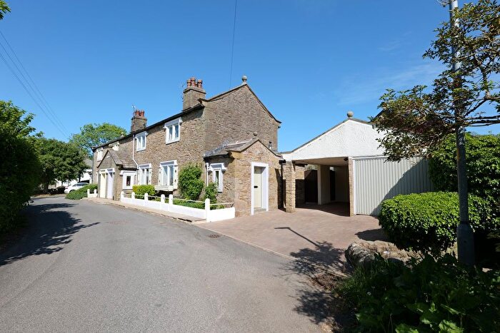 3 Bedroom Semi-detached House For Sale In Old Stone Trough Lane, Kelbrook, BB18