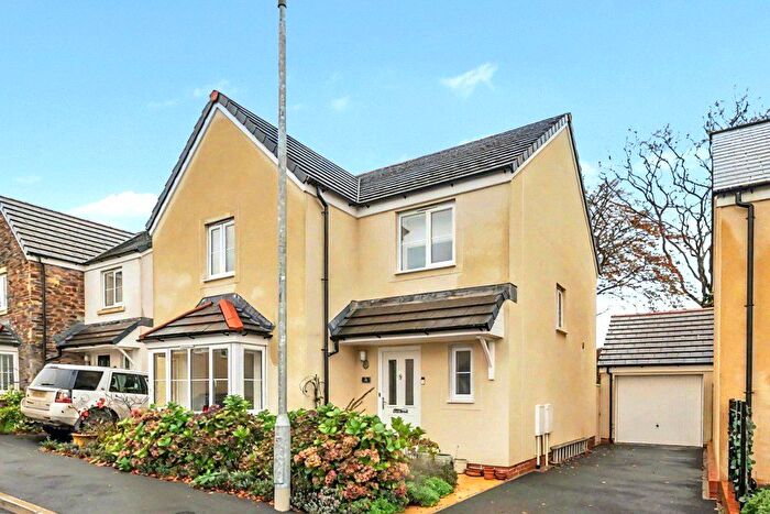 4 Bedroom Detached House For Sale In Buzzard Rise, St. Anns Chapel, Gunnislake, Cornwall, PL18