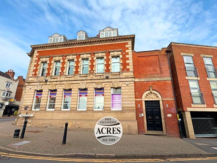 2 Bedroom Flat For Sale In High Street, Sutton Coldfield, B72