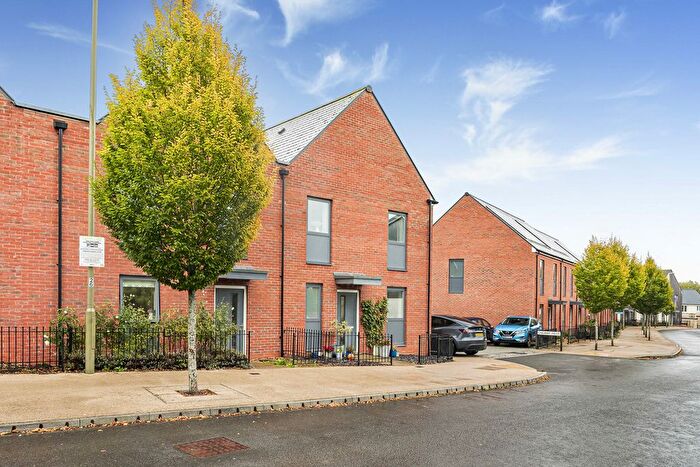 3 Bedroom End Terrace House For Sale In Charlotte Avenue, Bicester, OX27