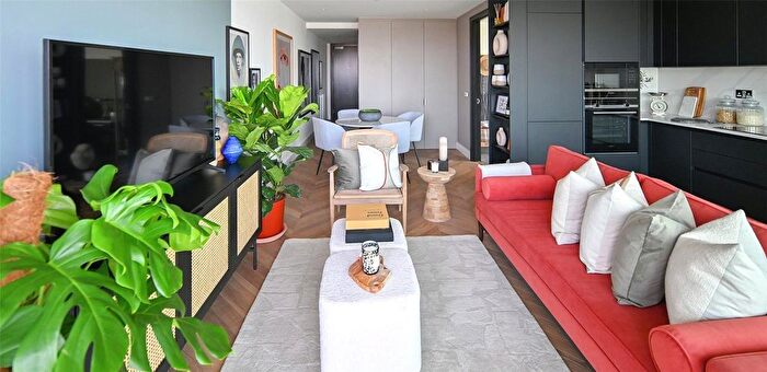 2 Bedroom Flat To Rent In The Navigator Building, Royal Arsenal, Woolwich, SE18