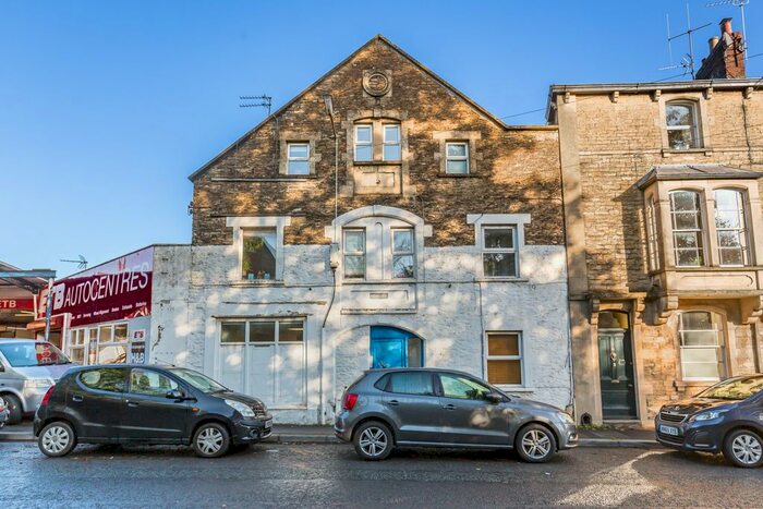 1 Bedroom Flat To Rent In Christchurch Street East, Frome, BA11